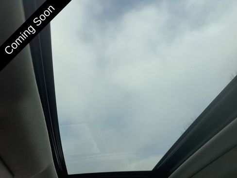 Used 2021 Toyota Highlander Limited image 24