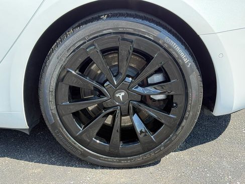 Used 2021 Tesla Model 3 Long Range image 41