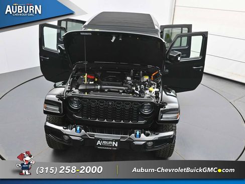 Used 2024 Jeep Wrangler High Altitude AWD/4WD image 35