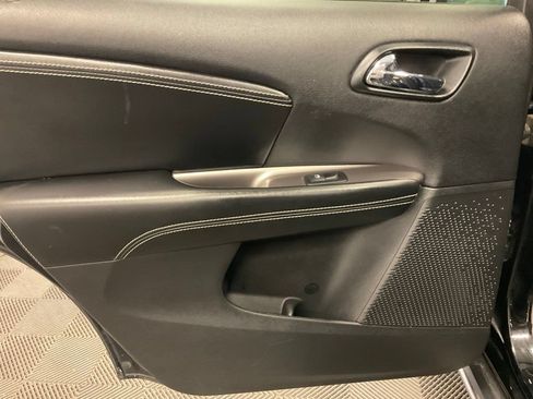 Used 2014 Dodge Journey Crossroad w/ Flexible Seating Group AWD/4WD image 33