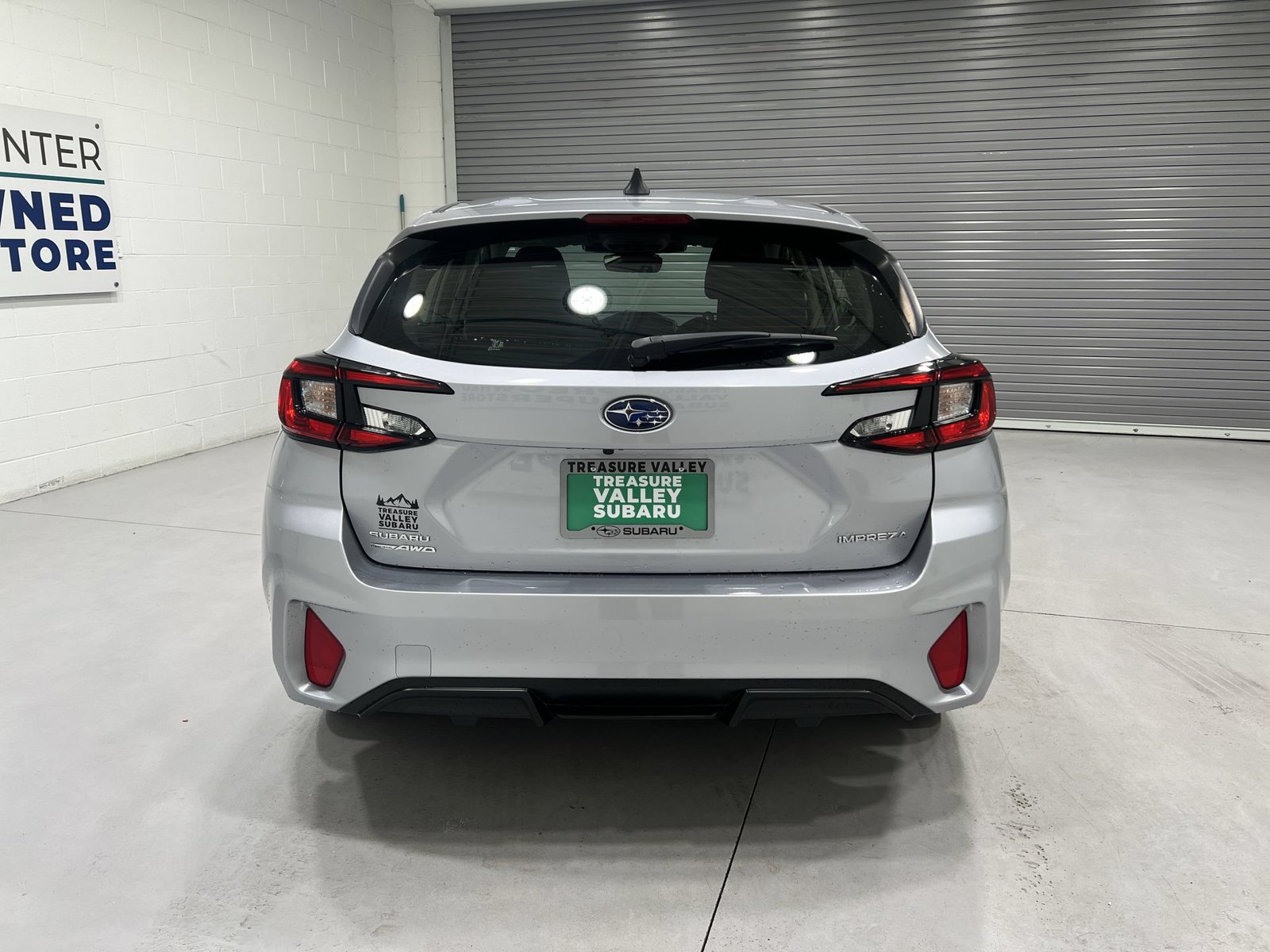 Used 2024 Subaru Impreza 2.0i AWD/4WD image 7