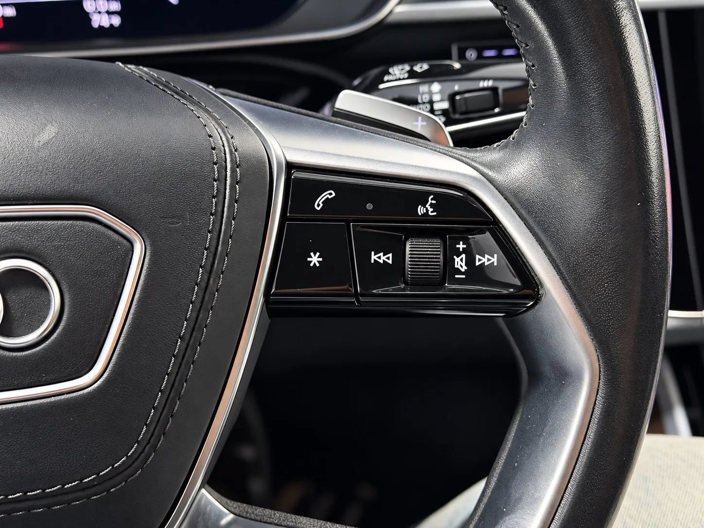 Used 2019 Audi A8 L 3.0T w/ Executive Package AWD/4WD image 34