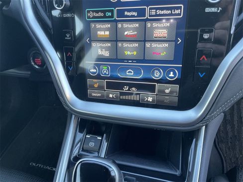 Used 2024 Subaru Outback Premium image 27