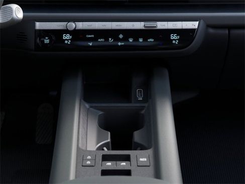 New 2025 Hyundai Ioniq 6 SE image 16