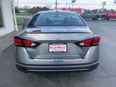 Used 2023 Nissan Altima 2.5 SV image 4