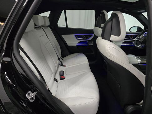 New 2026 Mercedes-Benz GLC 300 4MATIC image 23