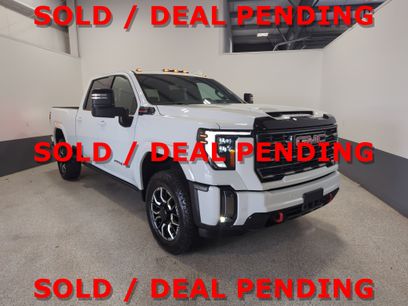 Used 2024 GMC Sierra 2500 AT4 w/ Technology Package