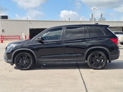 Used 2021 Honda Passport Sport image 3