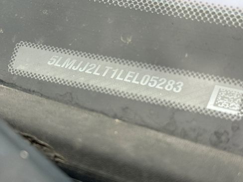 Used 2020 Lincoln Navigator Reserve image 9