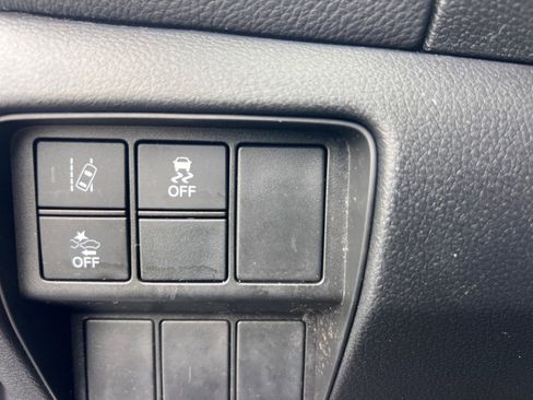 Used 2020 Honda CR-V LX image 24