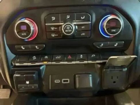 Used 2019 Chevrolet Silverado 1500 LT Trail Boss image 47