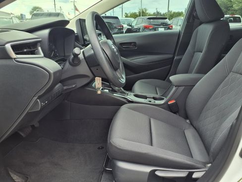 Used 2024 Toyota Corolla LE FWD image 16