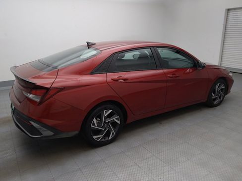 Used 2025 Hyundai Elantra Sport FWD image 10