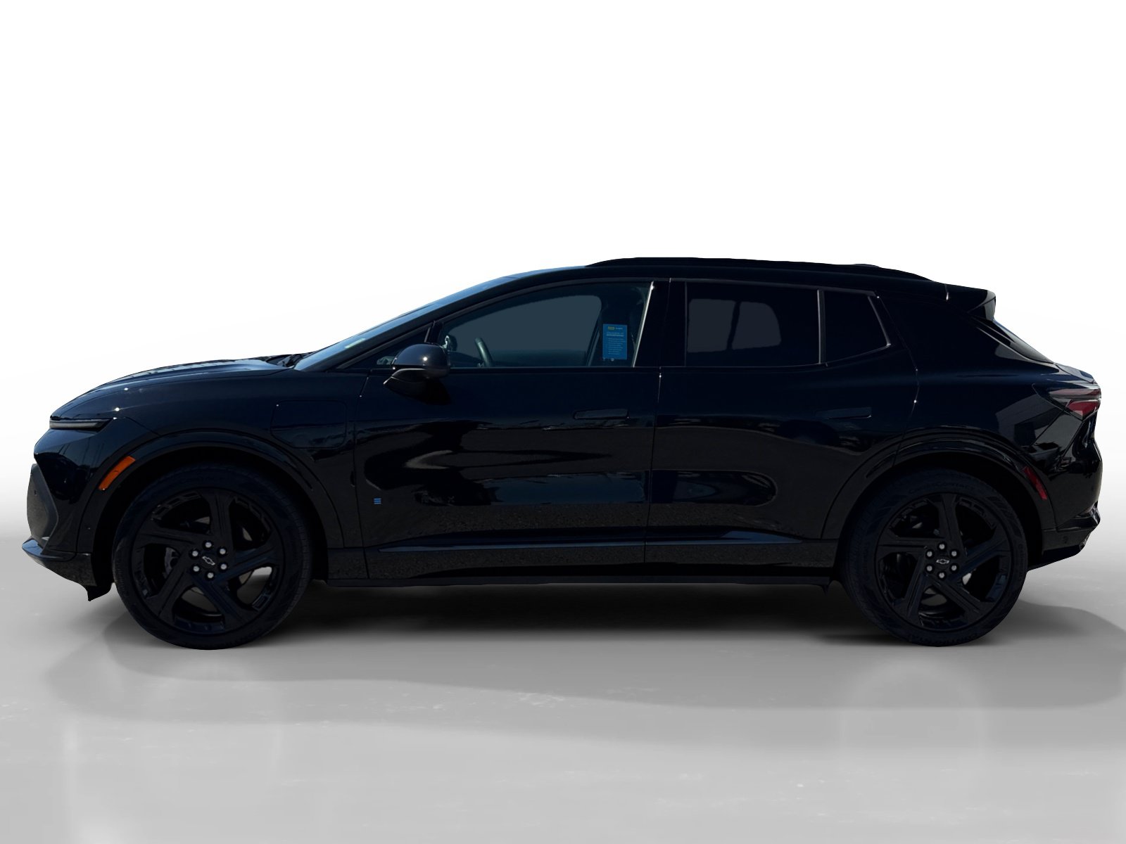 Used 2024 Chevrolet Equinox EV RS FWD image 2