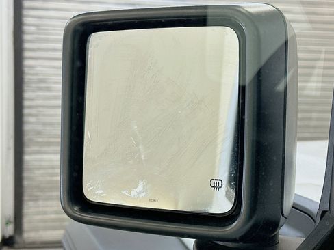 Used 2023 Jeep Wrangler Unlimited w/ Cold Weather Group image 16