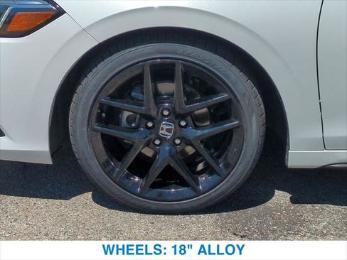 Used 2023 Honda Civic Sport image 11