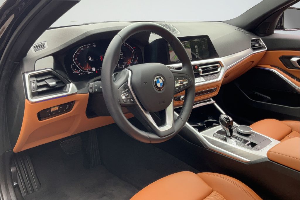 Used 2022 BMW 330i Sedan w/ Driving Assistance Package RWD image 23