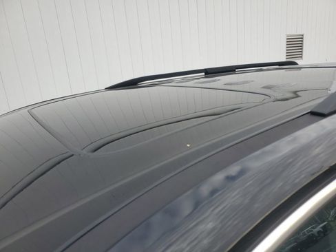 Used 2020 Chevrolet Traverse LT w/ LT Premium Package image 11