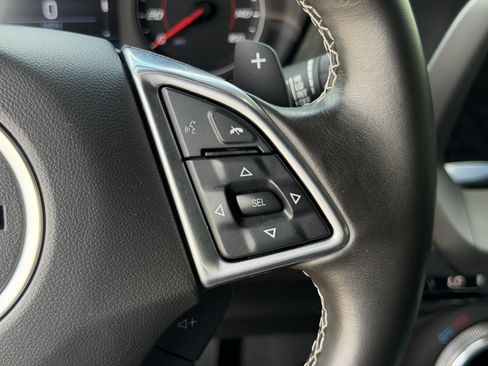 Used 2023 Chevrolet Camaro LT RWD image 30