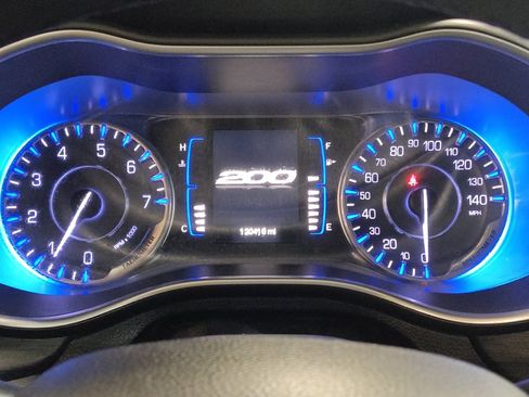 Used 2015 Chrysler 200 Limited w/ Convenience Group FWD image 23