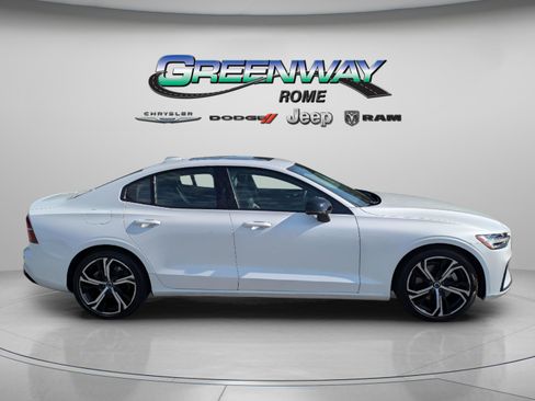 Used 2024 Volvo S60 B5 Core AWD/4WD image 8