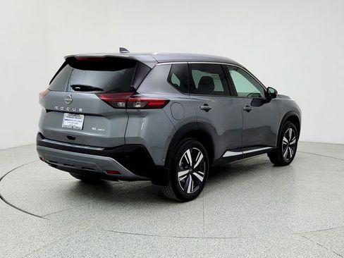 Used 2022 Nissan Rogue SL w/ SL Premium Package image 5