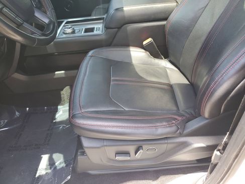 Used 2019 Ford Expedition Limited w/ Equipment Group 303A RWD image 21