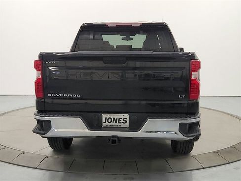 Used 2022 Chevrolet Silverado 1500 LT image 6