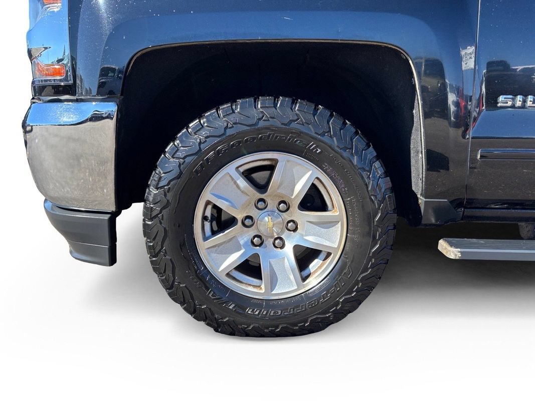 Used 2016 Chevrolet Silverado 1500 LT w/ All Star Edition AWD/4WD image 9