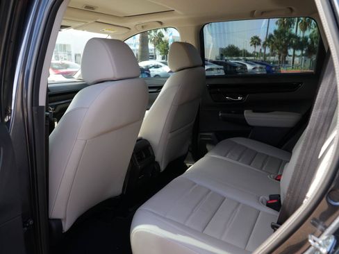 Used 2025 Honda CR-V EX-L image 19