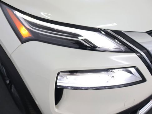 Used 2023 Nissan Rogue Platinum AWD/4WD image 29