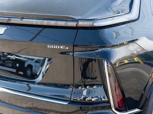 New 2025 Cadillac Lyriq Luxury image 13