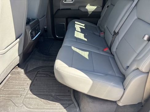 Used 2024 GMC Sierra 1500 SLT w/ SLT Premium Plus Package image 19