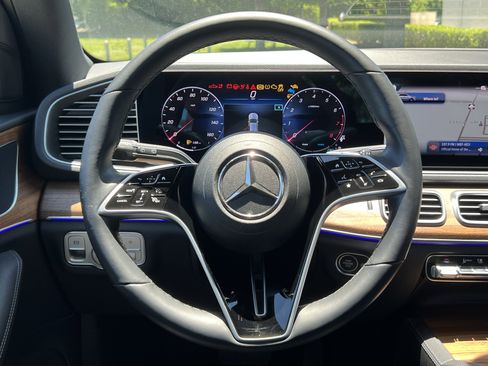 Certified 2025 Mercedes-Benz GLE 350 4MATIC image 18