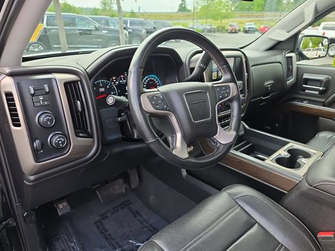 Used 2018 GMC Sierra 1500 Denali w/ Denali Ultimate Package AWD/4WD image 11