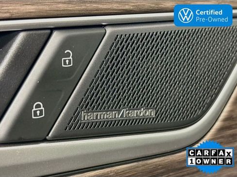 Certified 2025 Volkswagen Atlas SEL Premium R-Line AWD/4WD image 18