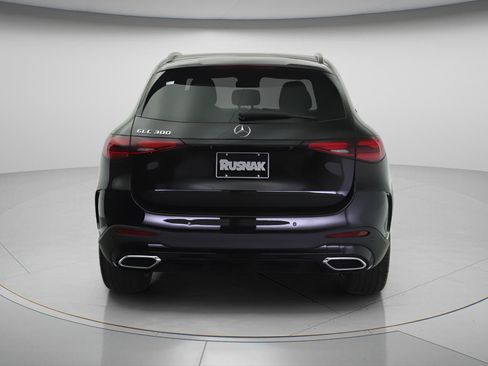New 2026 Mercedes-Benz GLC 300 image 3