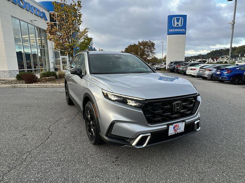 Used 2023 Honda CR-V Sport Touring image 2