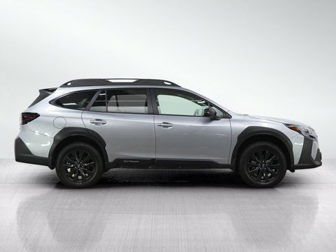 Used 2024 Subaru Outback Onyx Edition AWD/4WD image 6