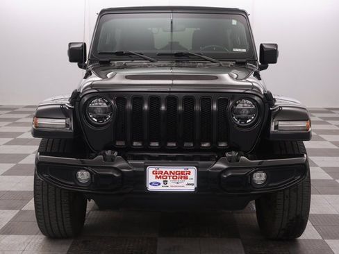 Used 2021 Jeep Wrangler Unlimited Sahara AWD/4WD image 5