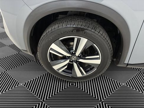 Used 2021 Nissan Rogue SL AWD/4WD image 9