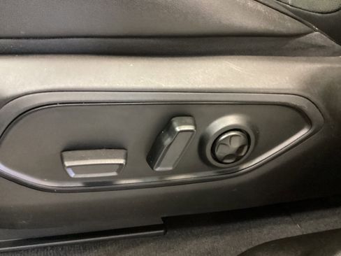 Used 2024 Jeep Grand Cherokee Altitude image 16