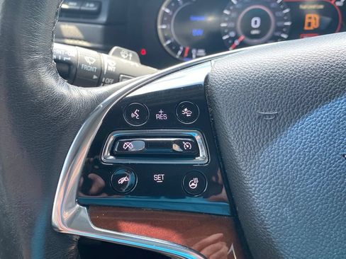Used 2019 Cadillac Escalade Luxury RWD image 28