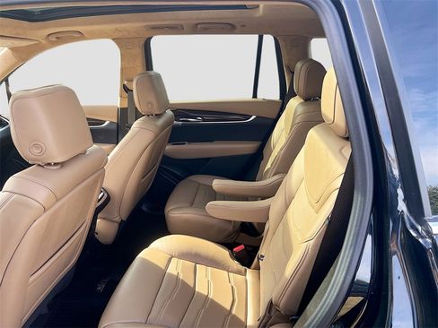 Used 2024 Cadillac XT6 Premium Luxury w/ Platinum Package image 26