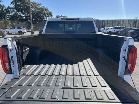 Used 2024 GMC Sierra 1500 SLT w/ SLT Premium Plus Package image 41