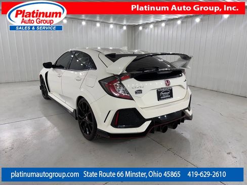 Used 2019 Honda Civic Type R image 3