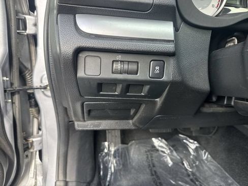 Used 2013 Subaru Impreza 2.0i AWD/4WD image 21