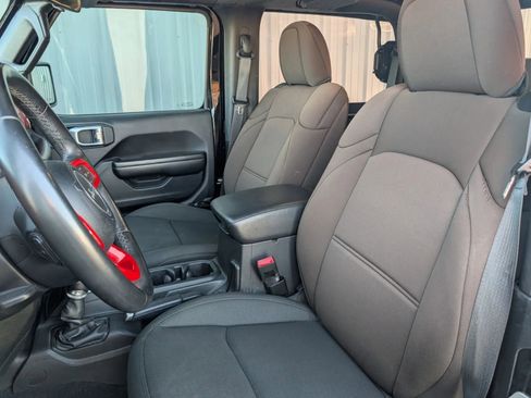 Used 2020 Jeep Wrangler Willys image 7
