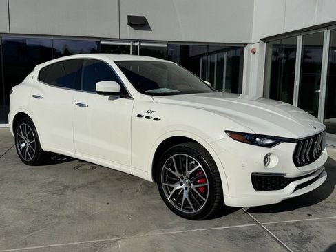 Certified 2022 Maserati Levante GT image 2