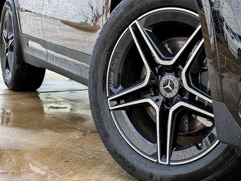 New 2025 Mercedes-Benz GLA 250 image 2